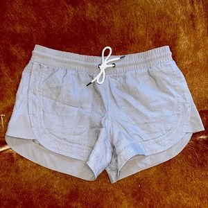 Athleta Shorts Size 6